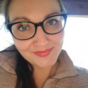 Meet your Posher, Christie